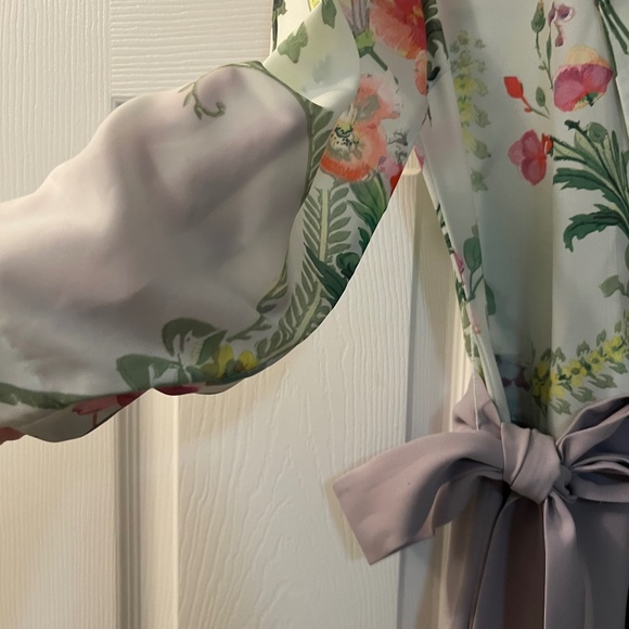 Ted Baker Floral Lavender Short Romper Wrap Detail Size 3 (US 8) - Picture 4 of 16